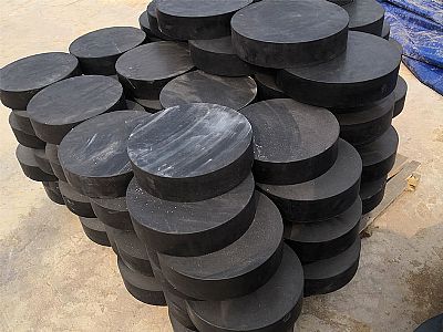 东安县板式橡胶支座由若干层橡胶片与薄钢板经加压硫化